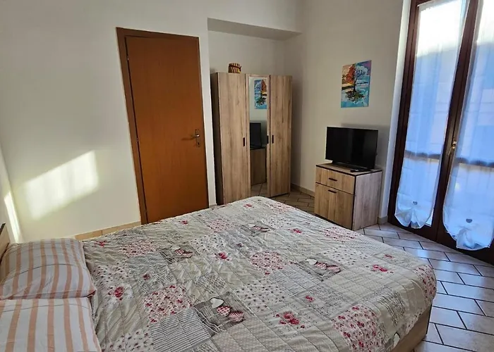 Country House Holiday Home Massino Visconti